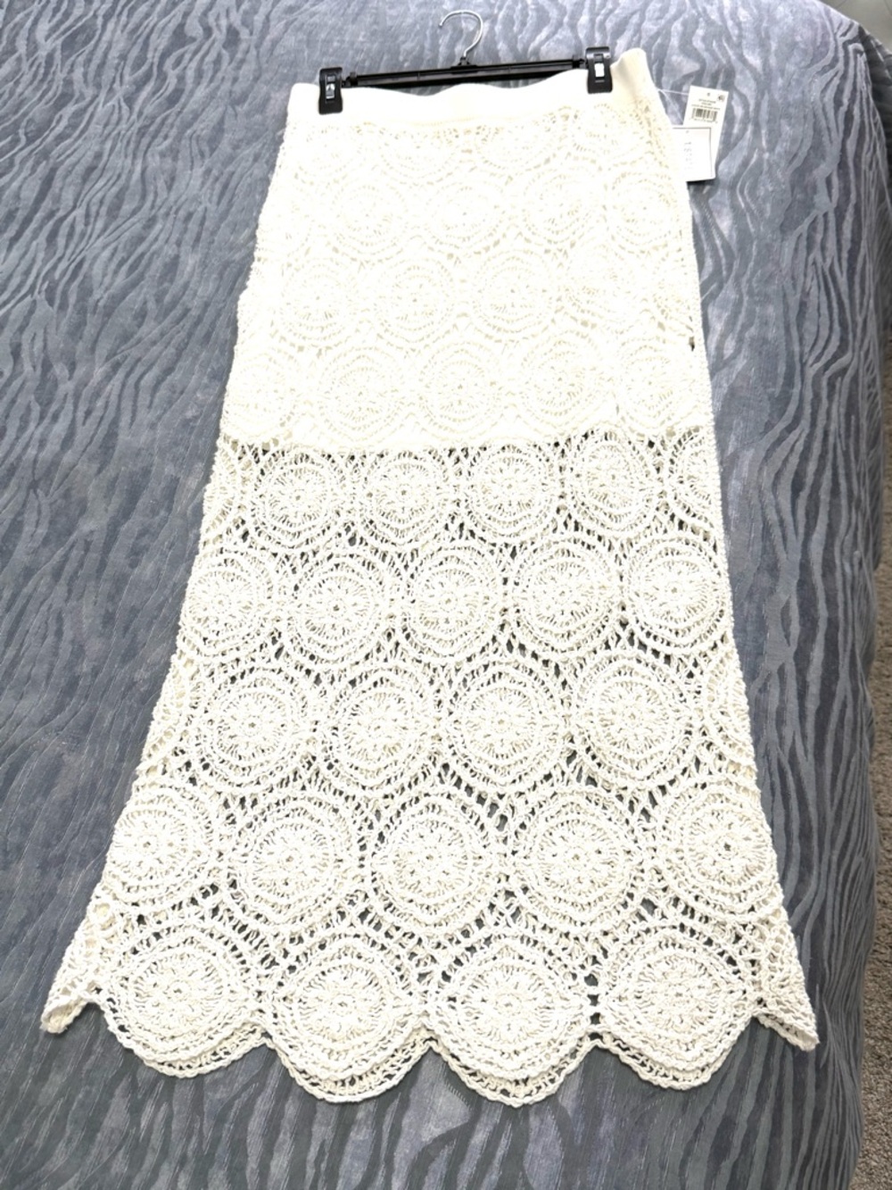 Women's Antique White Crochet Lace Maxi Skirt - Picture 2 of 6